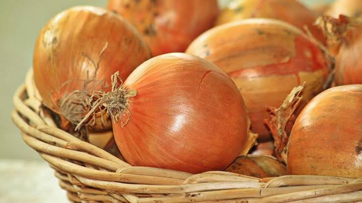 Soğan filizlenmeden nasıl saklanır? İşte pratik yöntemler