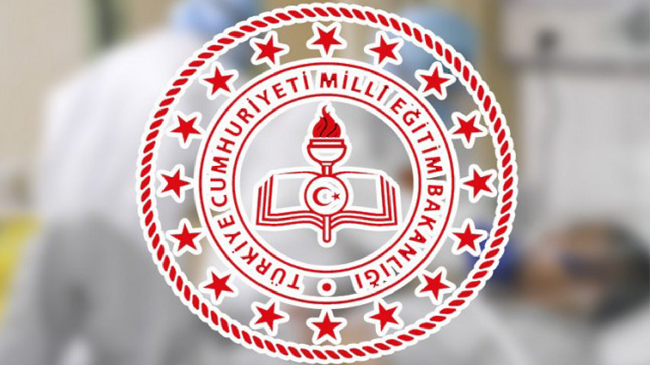 Öğretmenlere alan değişikliği müjdesi geldi: Şartlar ve başvuru tarihi açıklandı!