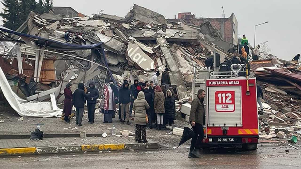 Depremzedelere kapılarını açan yerlerin listesi