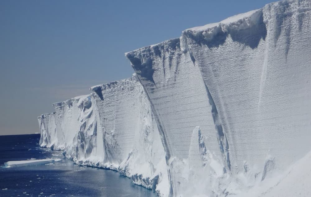 Dünyanın En Soğuk Ülkelerinden: Antartika