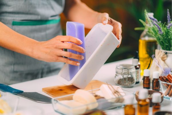 Kadınlar için yeni gelir yöntemi: Organik sabun