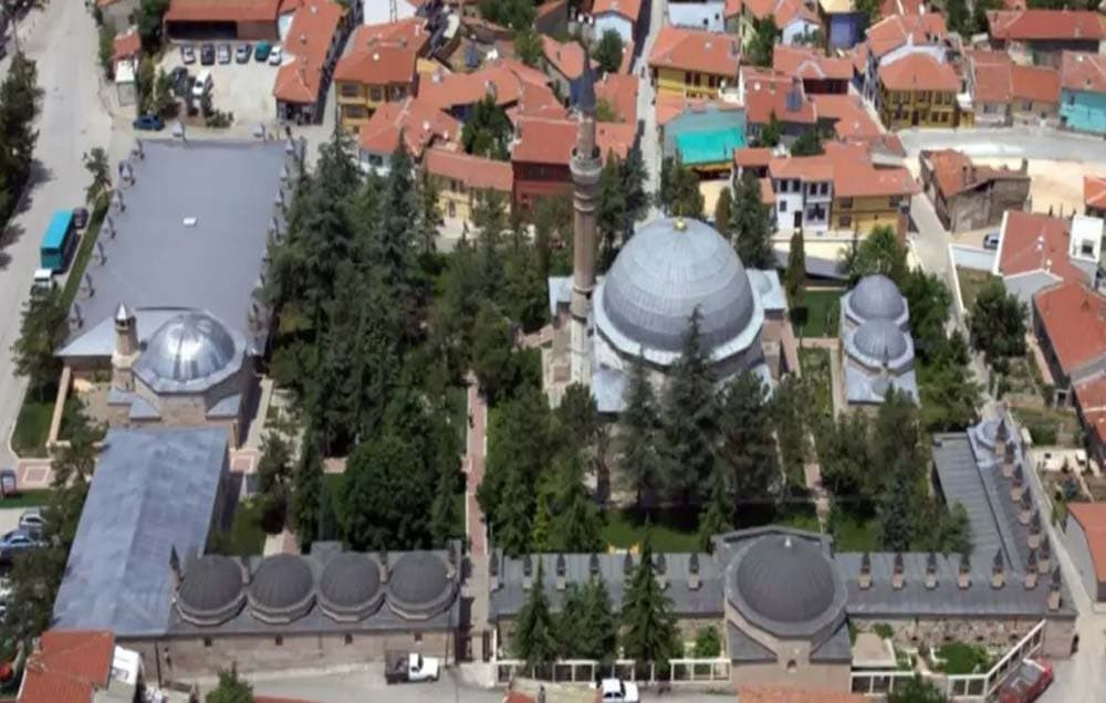 Kurşunlu Camii ve Külliyesi: Osmanlı Dönemi Mimarisi