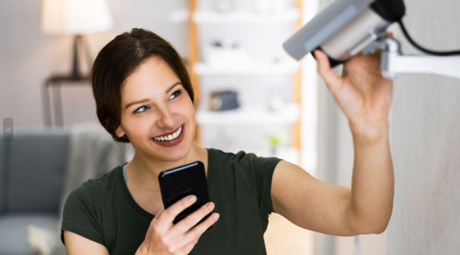  Ev kameraları ne kadar güvenli? Bizi gözetliyor mu? 