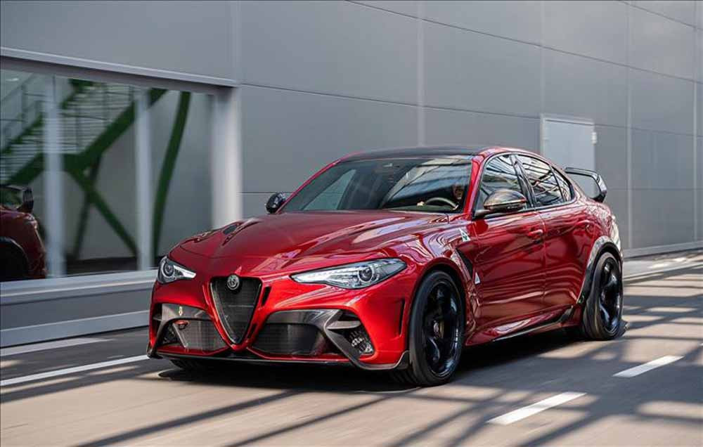 Alfa Romeo Giulia fiyatları