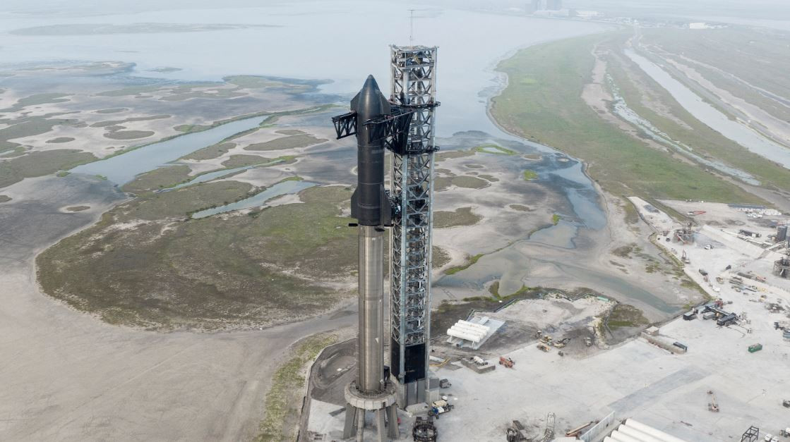 Starship'in uçuşu ertelendi: Dünyanın en güçlü roketi ne zaman fırlatılacak?
