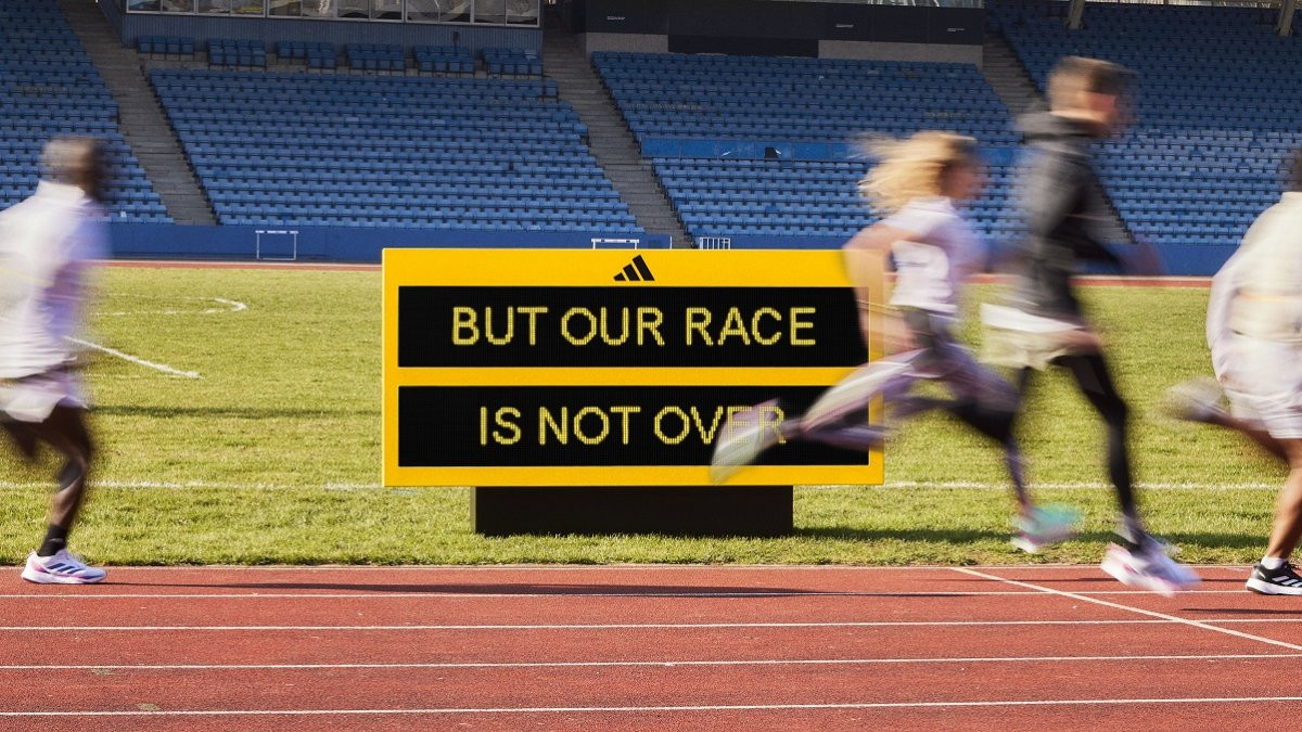 Adidas ürünlerini geri dönüştürülmüş polyesterden üretiyor