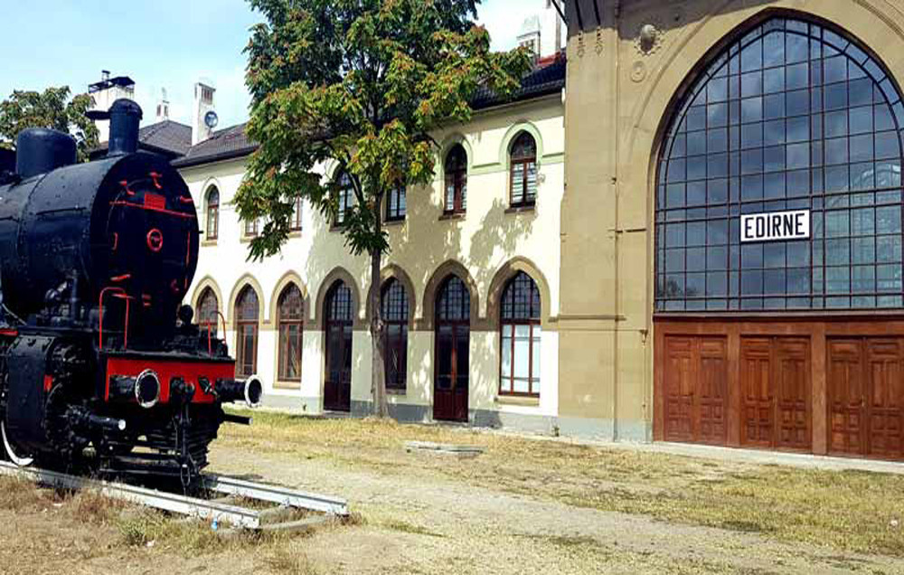 Karaağaç Tren İstasyonu