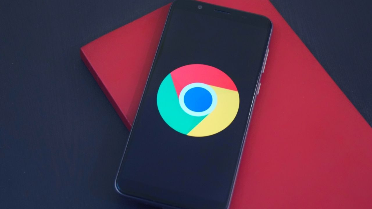 Google popüler uygulamasının logosunu değiştirdi
