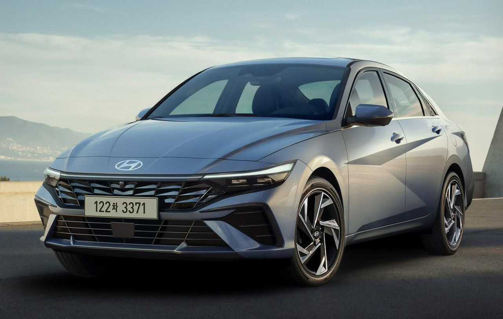 Hyundai Elantra  Ağustos 2023 fiyatı