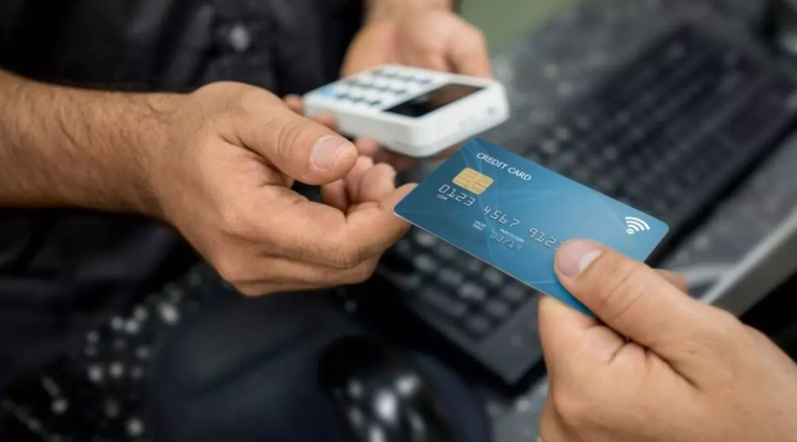Kredi kartıyla saniyede 256 işlem gerçekleşti, borçlar yüzde 160 arttı!