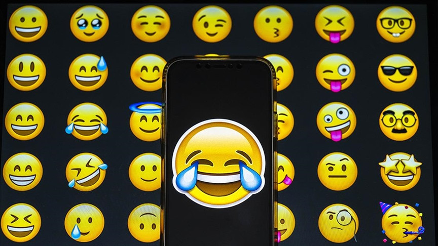 Emojiler yenileniyor! İşte gelecek 118 emoji...