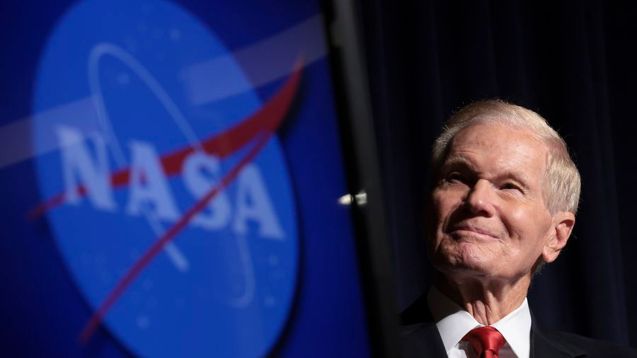 Evrende başka yaşam formları var mı? NASA Başkanı olduğuna inanıyor!