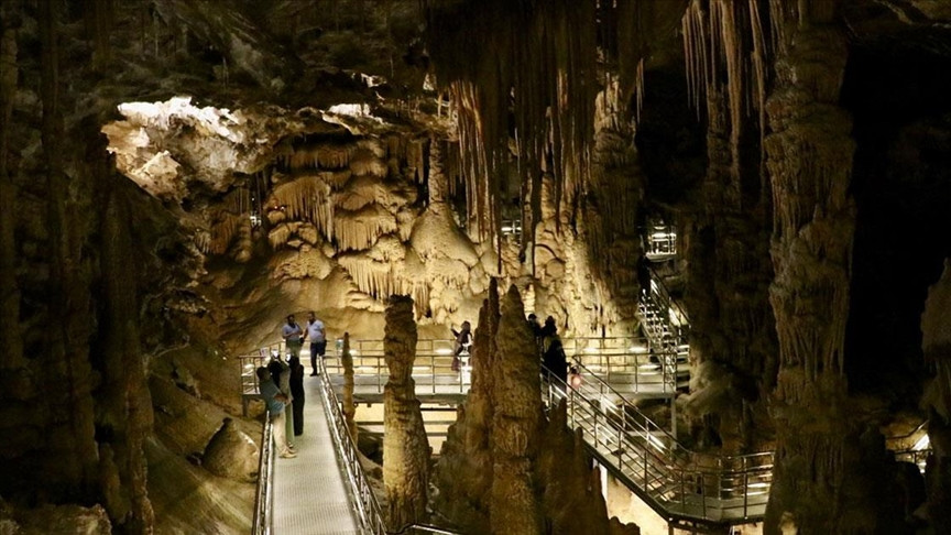 Solunum yolu hastalığı bulunanlara ilginç öneri: Mağara tedavisi