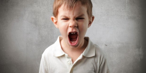 Çocuklarda saldırgan davranışların sebebi belli oldu! Sakın bunu yapmayın…