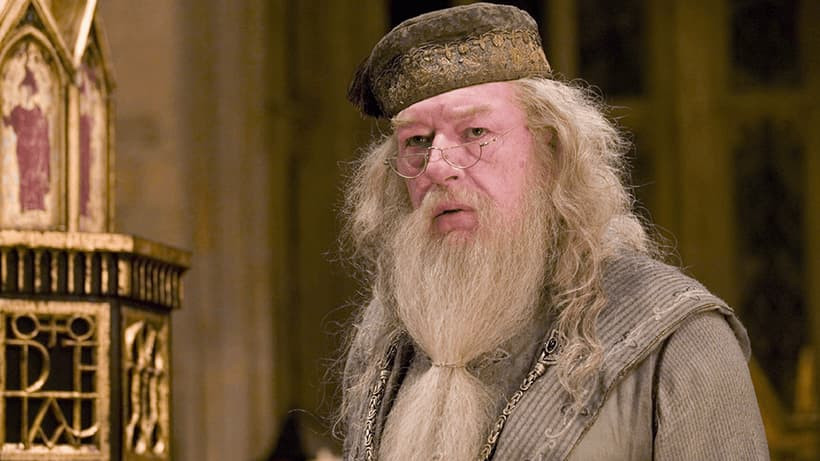 Dumbledore olarak hatırladığımız Michael Gambon hayatını kaybetti