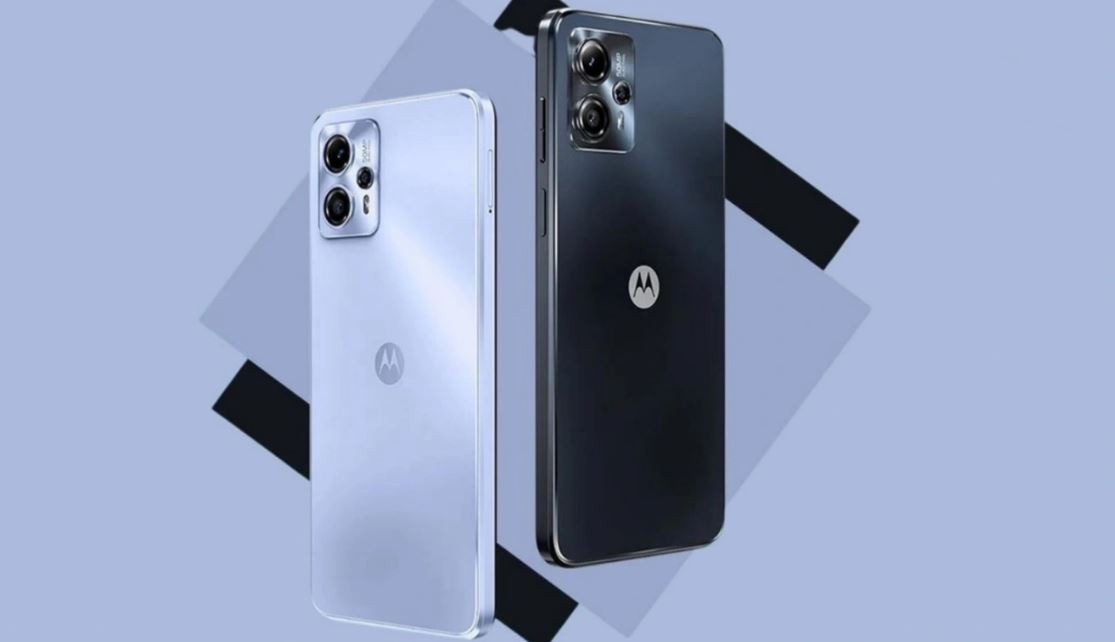 Motorola geri dönüyor! Dikkat çeken tasarımıyla Moto G54 tanıtıldı