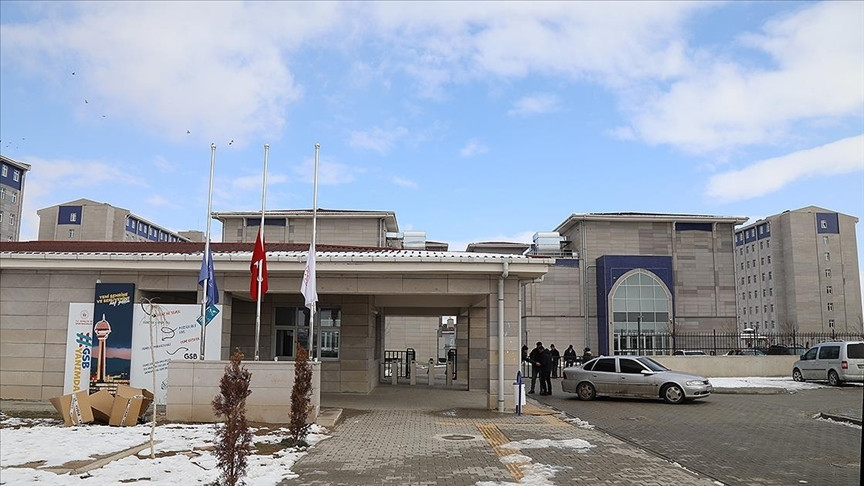 Kamu sosyal tesislerinde uygulanacak hizmet bedelleri belirlendi