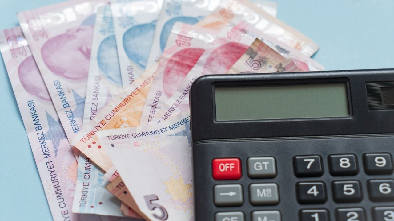 7 Bin Lirayı Aşan Ödemelerde Finansal Kuruluşları Kullanma Zorunluluğu! Üstelik Cezası Var