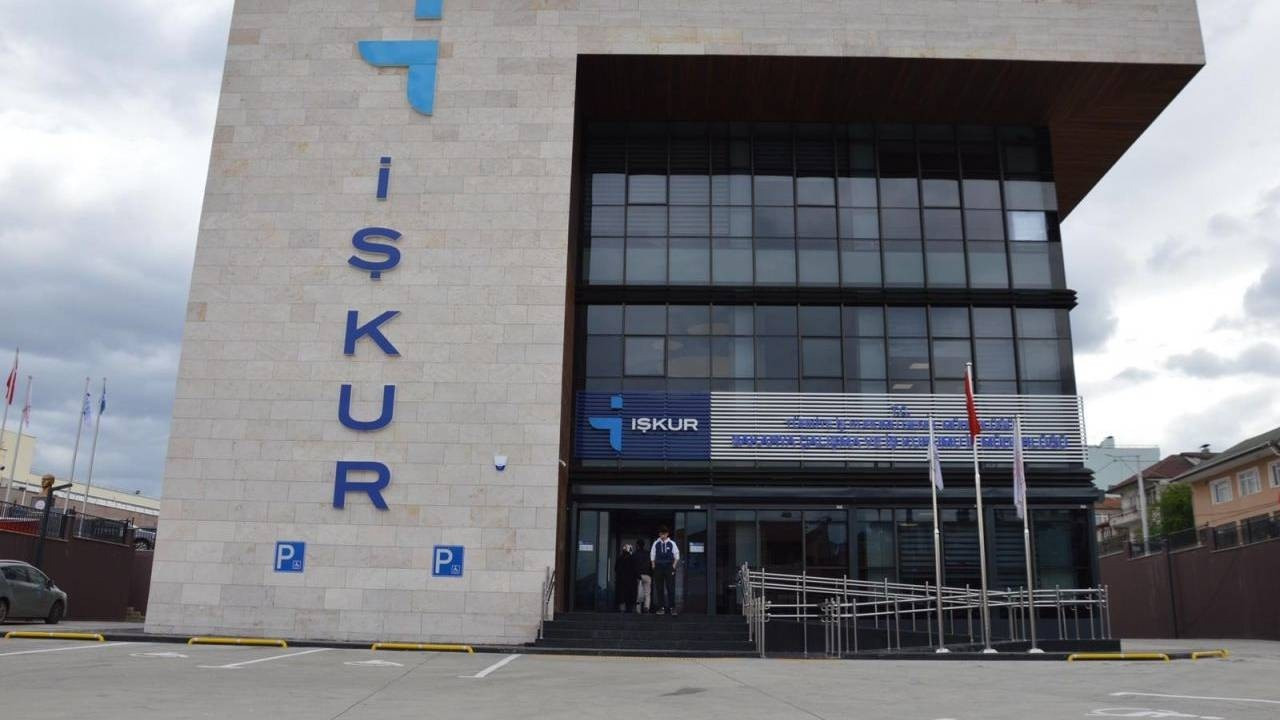 İŞKUR Personel Alımları Devam Ediyor! Satış Elemanı, Temizlik ve Güvenlik Görevlisi, Aşçı…