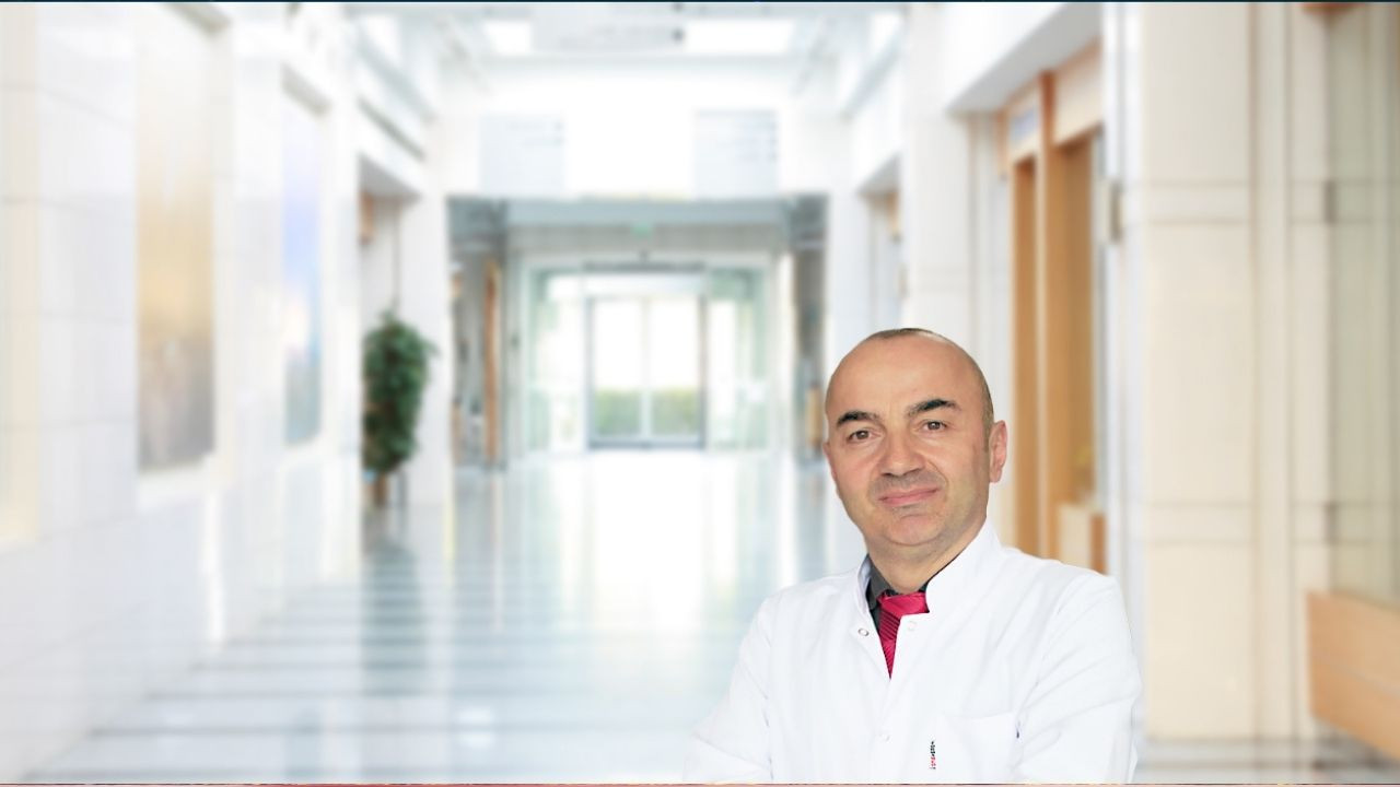 Uzun Süre Ekrana Bakmak Göz Kuruluğu Sebebi