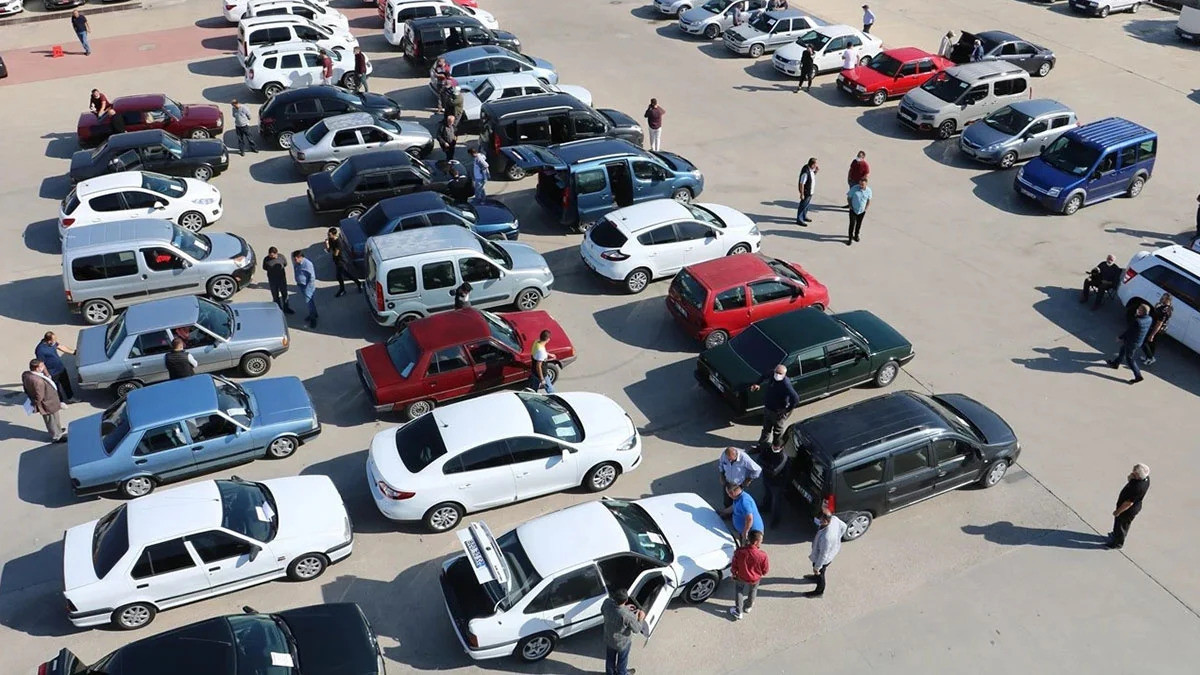 İkinci Elde Altın Fırsat! 1 Milyonluk Araba 850 Bine Düştü! Yılbaşından Önce Son Fırsat