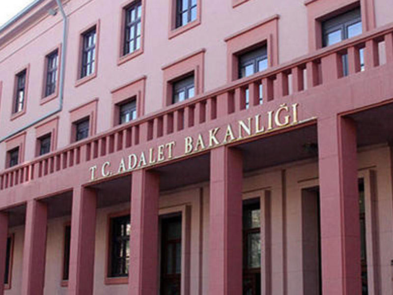 Adalet Bakanlığı 1000 Hâkim ve Savcı Adayı Alımı Başvuruları Başladı! İşte Detaylar…
