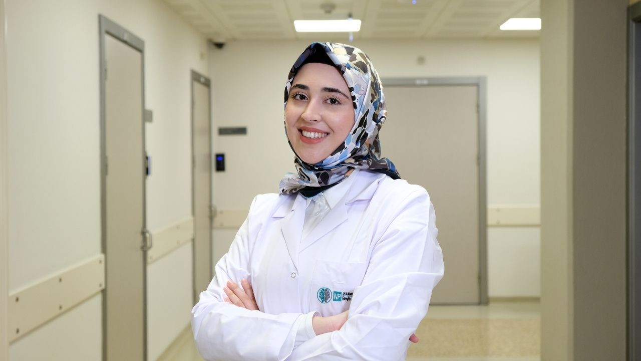 El Yazısı Yazmak Bilgiyi Aktif Şekilde İşleyerek Anlamlandırmayı Sağlıyor