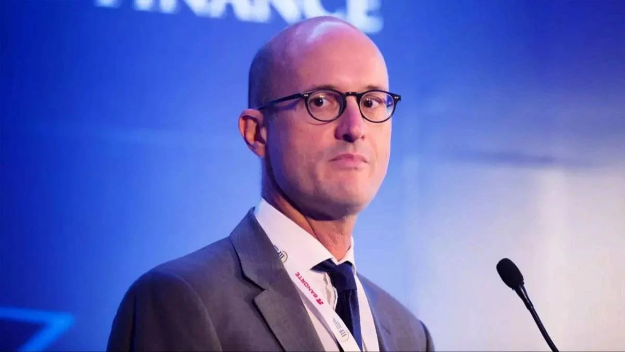 Ünlü isim, doların 10 TL birden düşeceğini iddia ediyor!