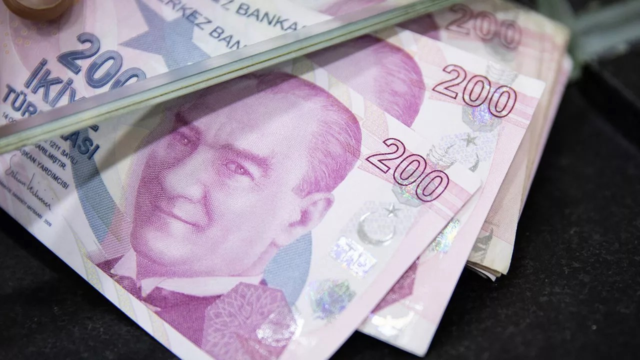 MB'nin açıklamasına göre tedavüldeki 200 TL banknot sayısı %57 arttı! 