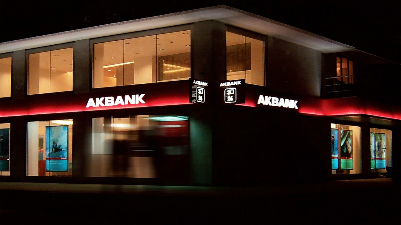Akbank, geçen hafta Google'da en çok aranan konulardan Güzel Yarınlar Hareketi'ni paylaştı
