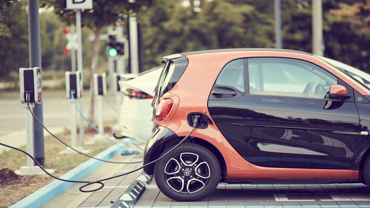 İkinci el elektrikli araçlar çok daha ucuz olacak!