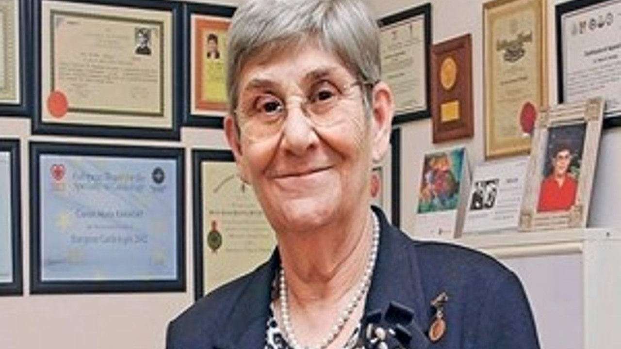 Canan Karatay uyardı! O besin karaciğeri yağlandırıp şekere yol açıyor!