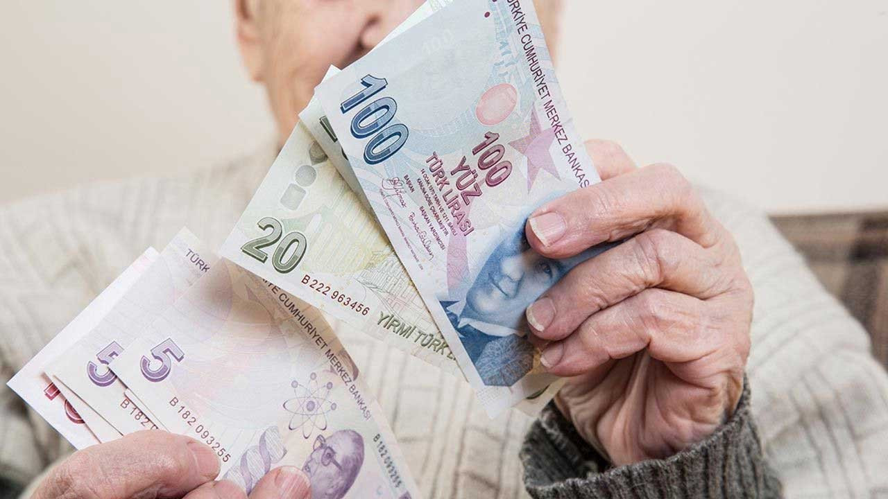 Emekliye ek zam ödemeleri bugün yatırılıyor