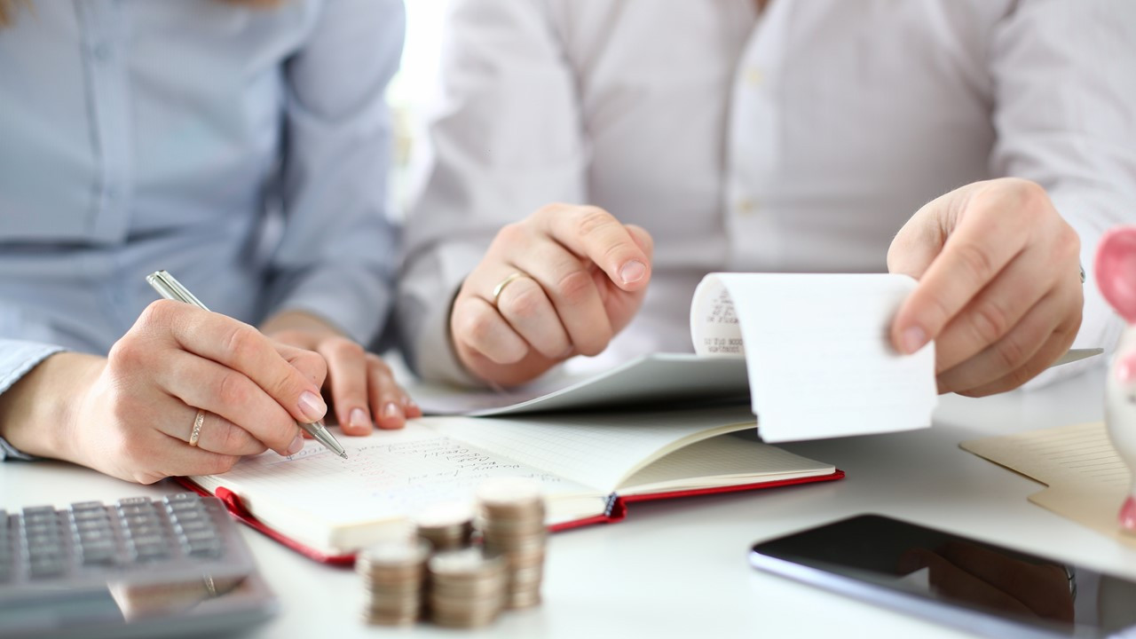 Yıl içinde iş değiştirenler dikkat! Bir vergi sürprizi ile karşılaşabilirsiniz!