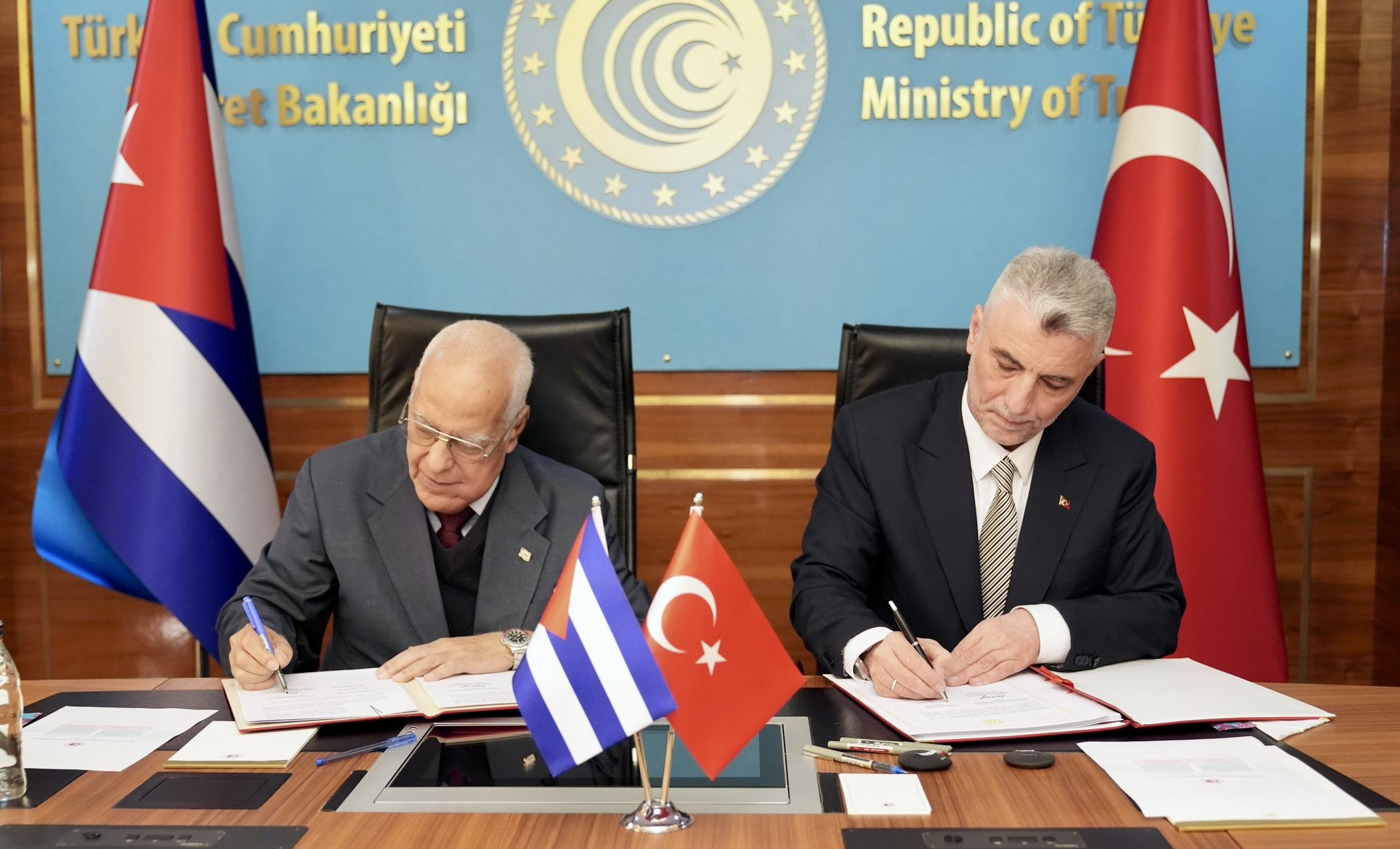 Türkiye ve Küba'dan iş birliği... Ticaret Bakanı Ömer Bolat açıkladı!