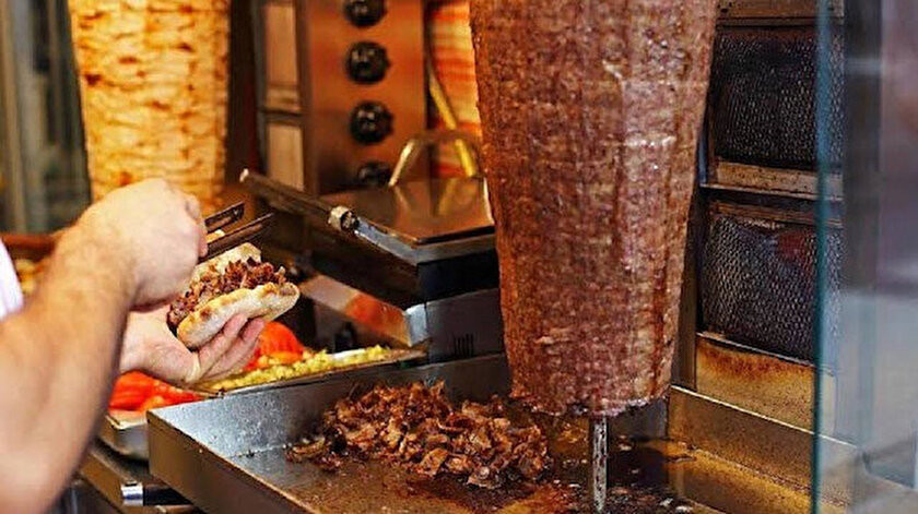 Almanya'da döner fiyatları yüzde 70 arttı. Olaf Scholz açıklama yaptı