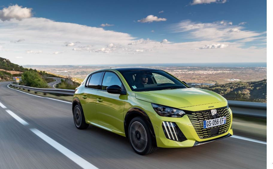 Elektrikli Peugeot 208 Türkiye'de! Fiyatı ne kadar? 