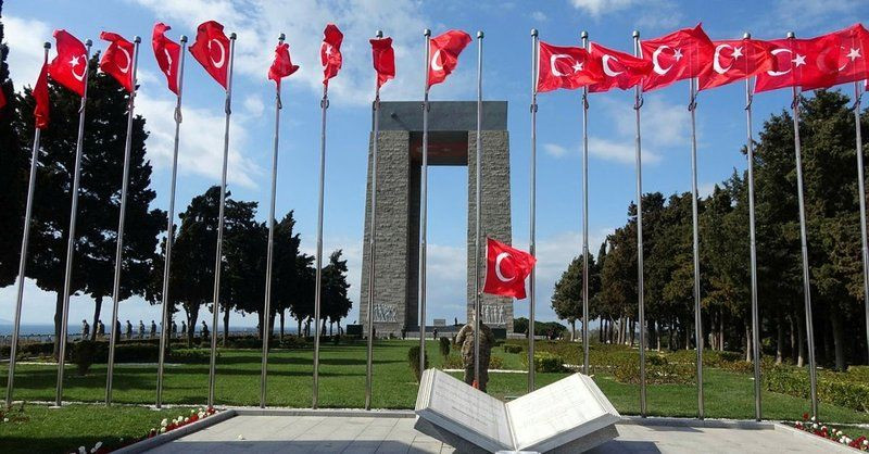 Bakanlar, bankalar ve ekonomistlerden 18 Mart Çanakkale Zaferi ve Şehitleri Anma Günü'ne özel mesaj!