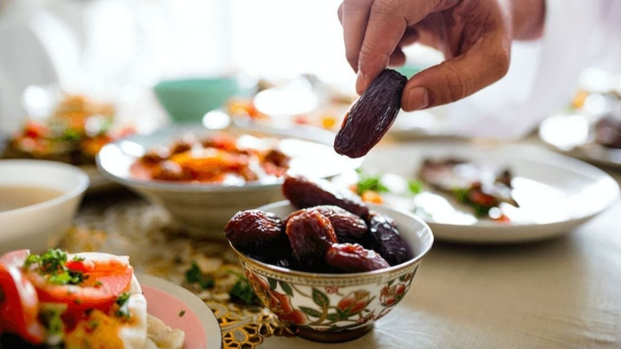 Oruç tutarken tok hissetmenizi sağlayacak besinler nelerdir? 