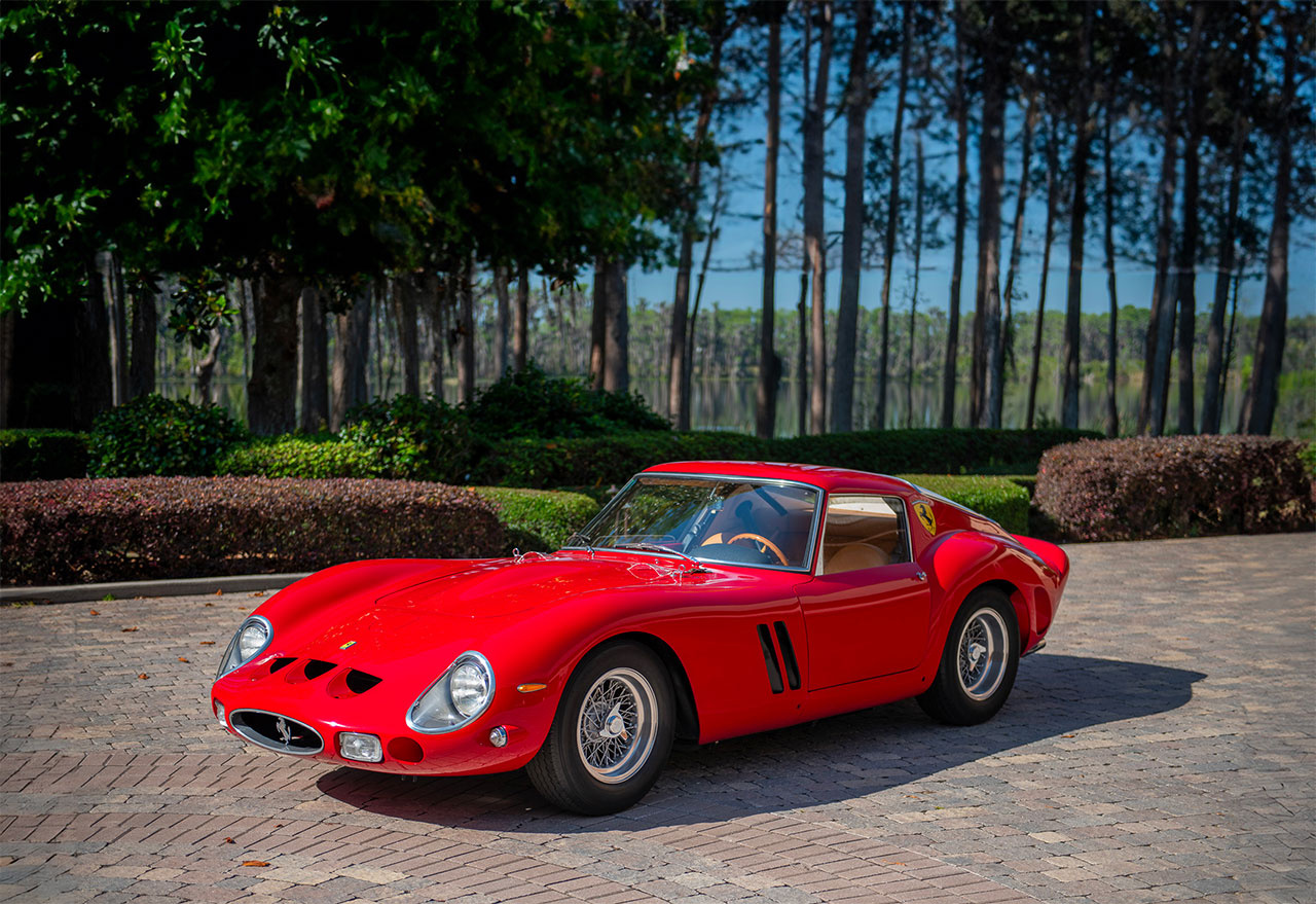 1960'ların efsanesi Ferrari açık artırmada! İşte modifiyeli hali...