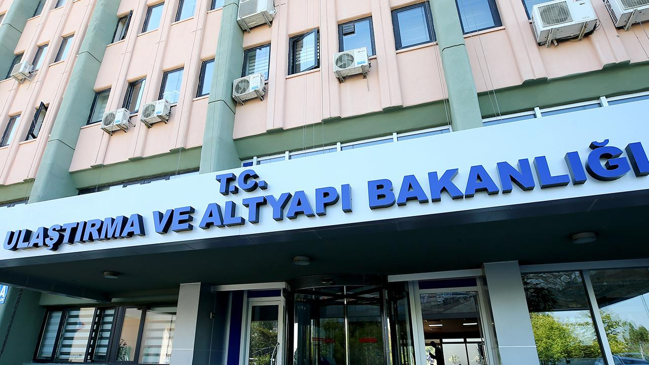 Ulaştırma ve Altyapı Bakanlığı’ndan Dev Alım Duyurusu: 82 Farklı Kadroda 81 Personel Alınacak!