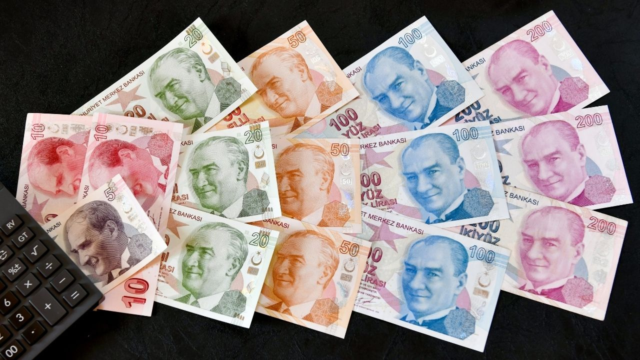 Yargıtay’dan Türk Lirası ayarı! Dolar, Euro borçları Türk lirasıyla ödenecek!