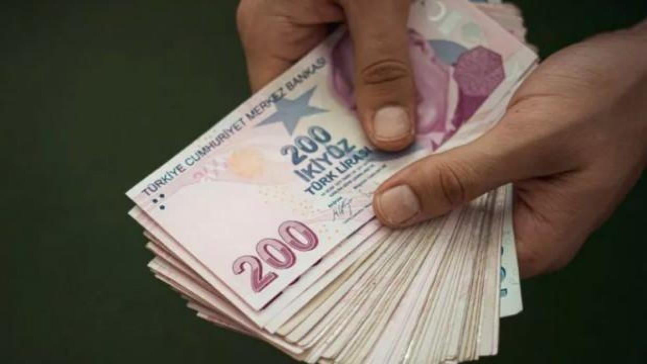 İş Banka Hesabı Olan Bu Ay Çok Şanslı! Kartlara 7500 TL Yatacak!