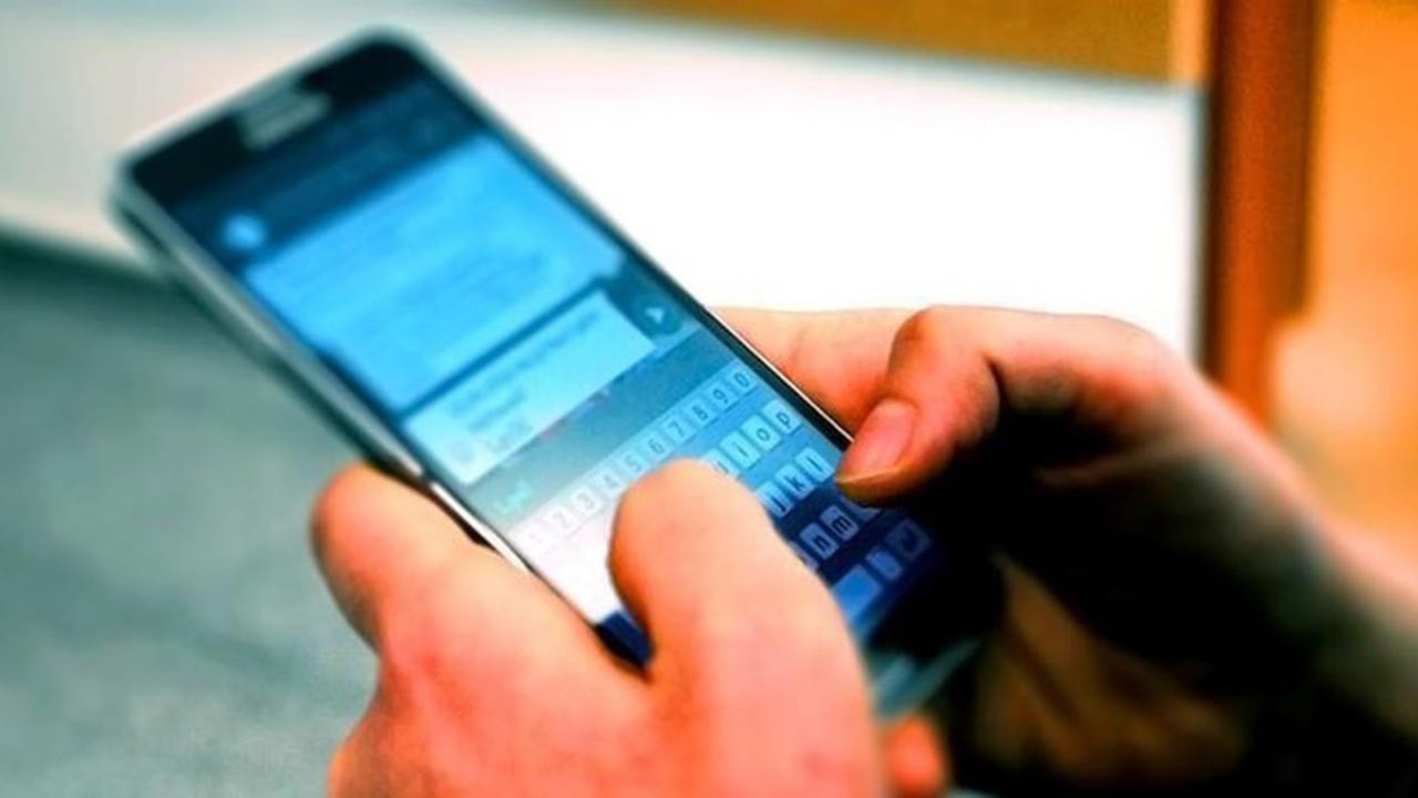 SMS'le Burs Tuzağına Dikkat: Dolandırıcıların Yeni Hedefi Üniversiteli Öğrenciler Oldu!
