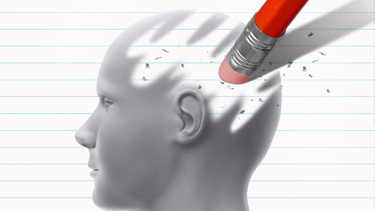 Bellek Bozukluğu İle Başlıyor, Yaşam Becerilerinin Azalmasına Kadar Varıyor