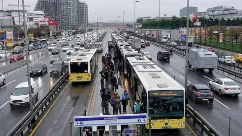İstanbul'da Toplu Taşımaya %35 Zam: Toplu Taşıma Ücretleri Yeniden Belirlendi! İşte Yeni Ücretler…