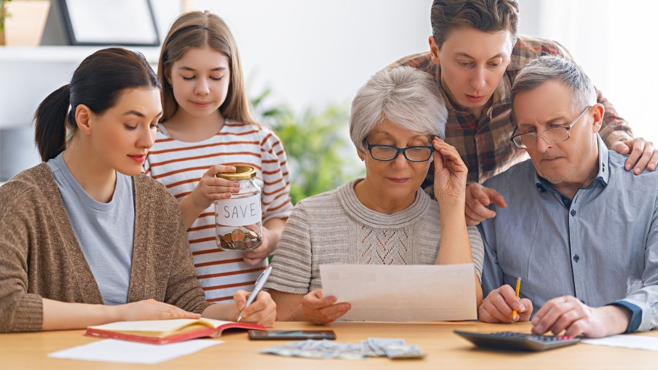 Aile Bütçesi Yönetimi: Mutlu ve Güvenli Bir Gelecek