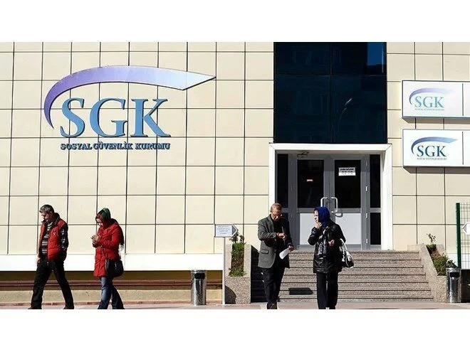 Bağ-Kur İhya Düzenlemesi Meclis'te: Prim Borcu Olanlara Erken Emeklilik Fırsatı Doğuyor!