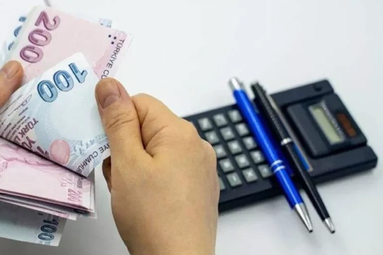 Milyonlarca Emekliyi İlgilendiren Düzenleme! Maaşlardan Yüzde 25'e Kadar Kesinti Yolda!