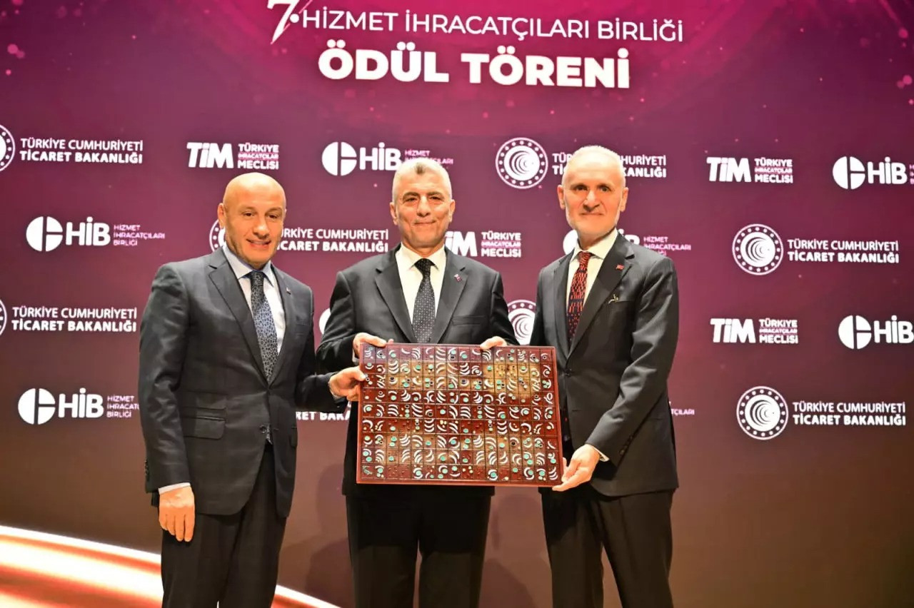 Bakan Bolat'tan Yeni Açıklama! Hizmet İhracatı 121 Milyar Doları Aşacak!